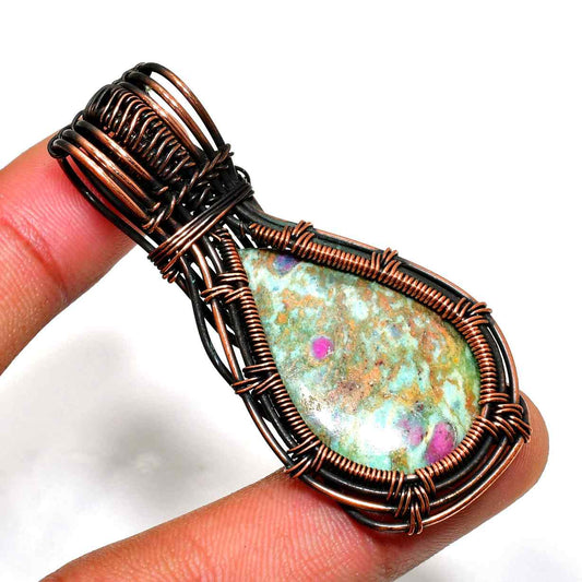 Serenity’s Glow – Copper Gemstone Pendant