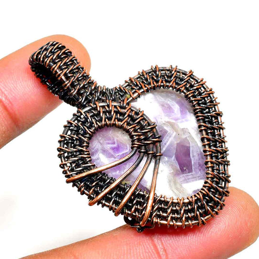 Ezra’s Veil – Mystic Amethyst Copper Pendant