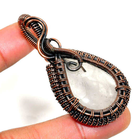 Moonlit Embrace – Oxidized Copper Moonstone Pendant