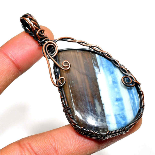 Ocean’s Whisper – Blue Lace Agate Copper Pendant