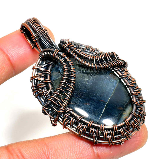 Aurora’s Veil – Labradorite Copper Pendant