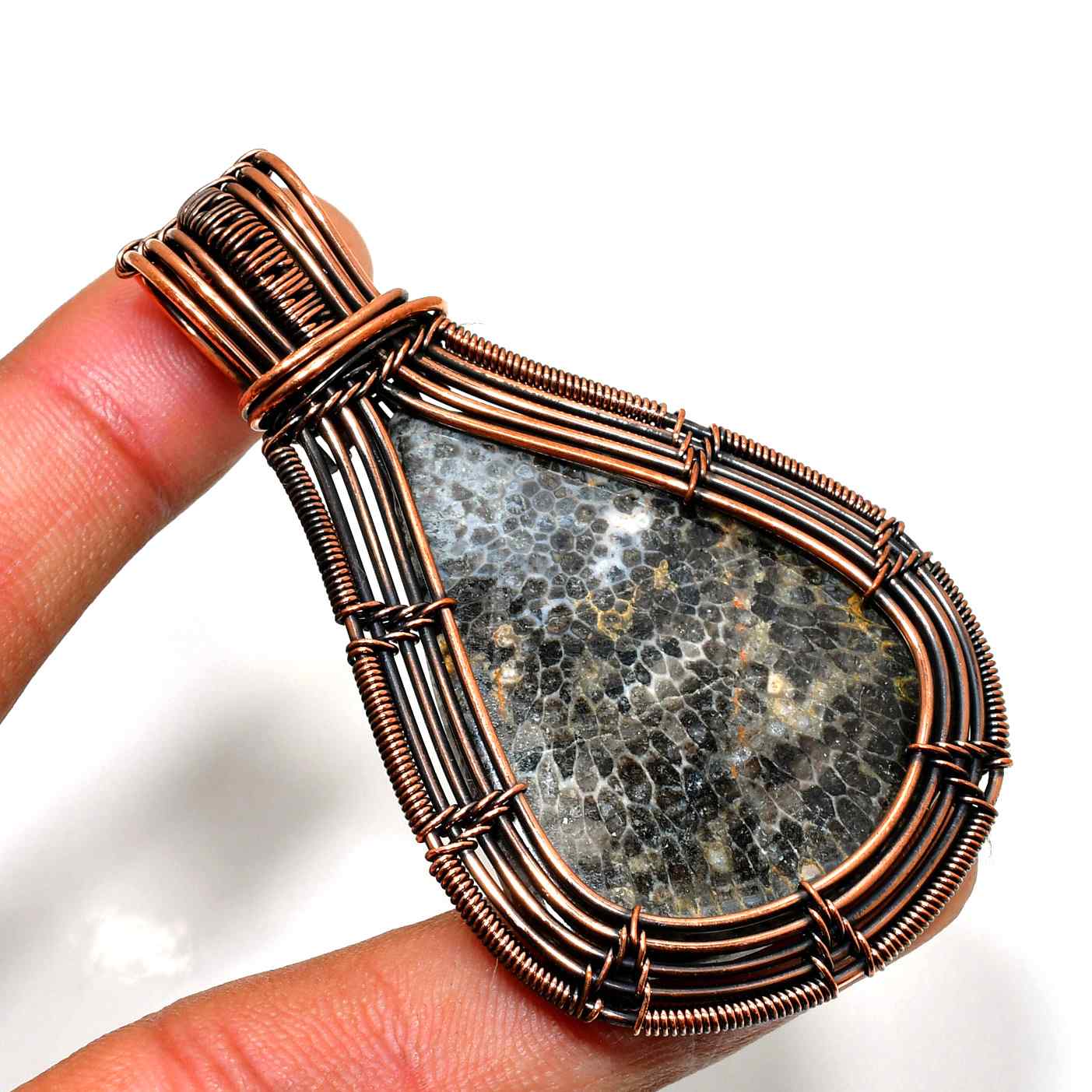Ember’s Essence – Agate & Oxidized Copper Pendant