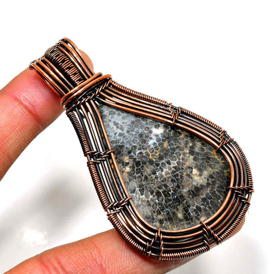 Ember’s Essence – Agate & Oxidized Copper Pendant