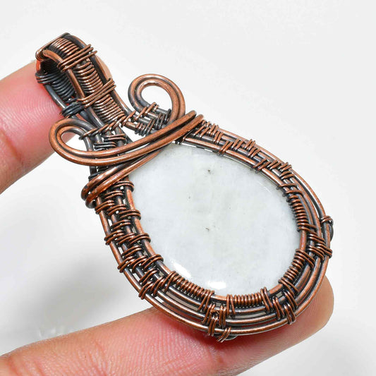 Elysian Frost – Copper Moonstone Pendant