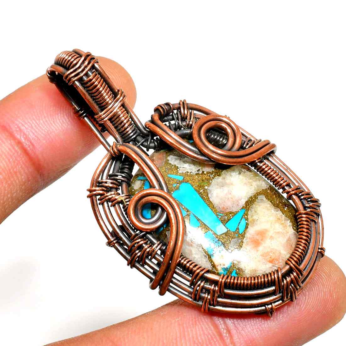 Serenity Spiral – Copper-Wrapped Turquoise Pendant