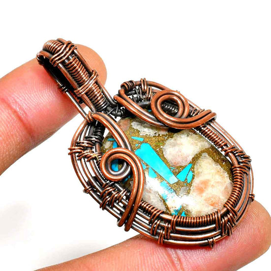 Serenity Spiral – Copper-Wrapped Turquoise Pendant