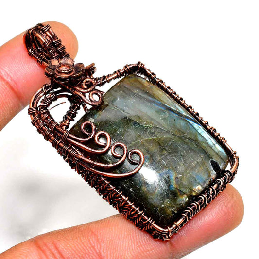 Labyrinth of Light – Labradorite Copper Pendant