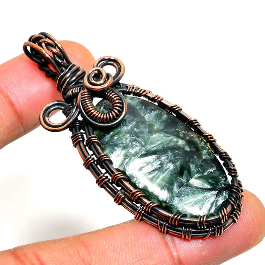Verdant Harmony – Oxidized Copper & Green Gemstone Pendant