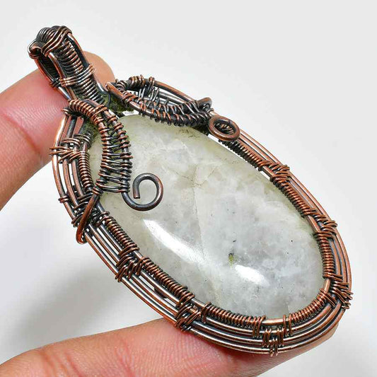 Celestial Aura – Quartz & Copper Pendant