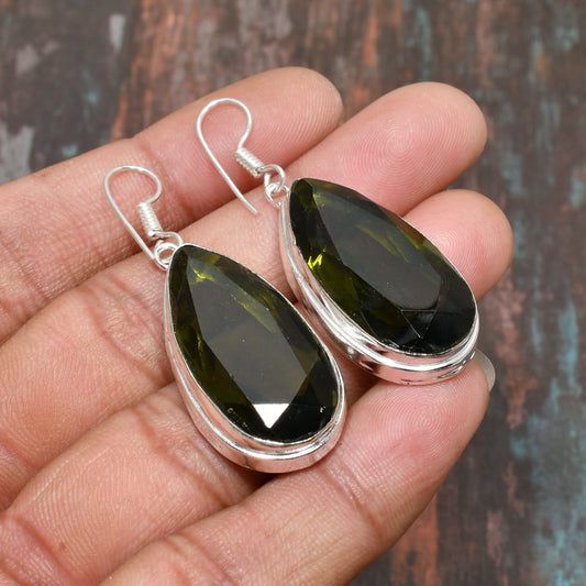 Verdant Whisper – Green Tourmaline Sterling Silver Earrings