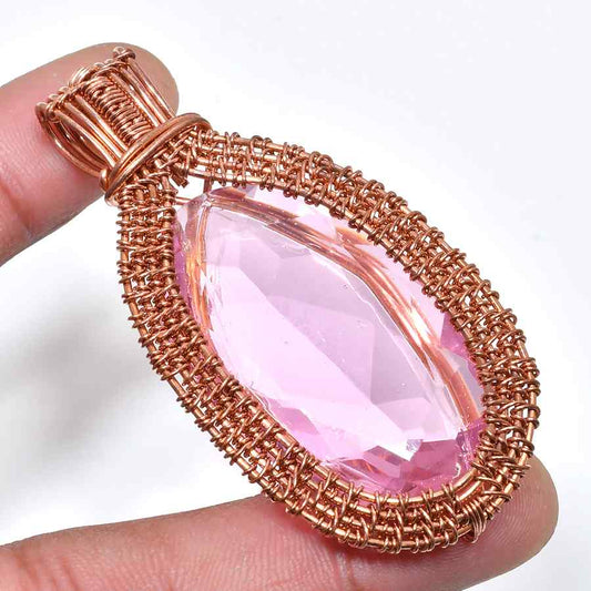 Serenity’s Embrace – Rose Quartz Copper Pendant