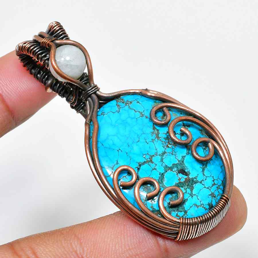 Earthsong – Turquoise & Copper Wire Pendant