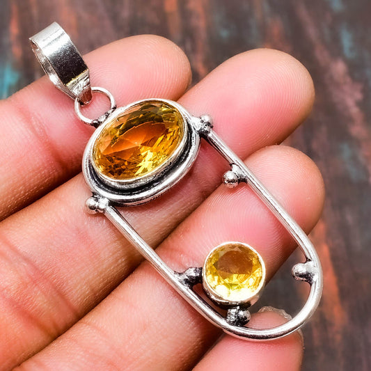 Citrus Glow – Citrine & Silver Pendant