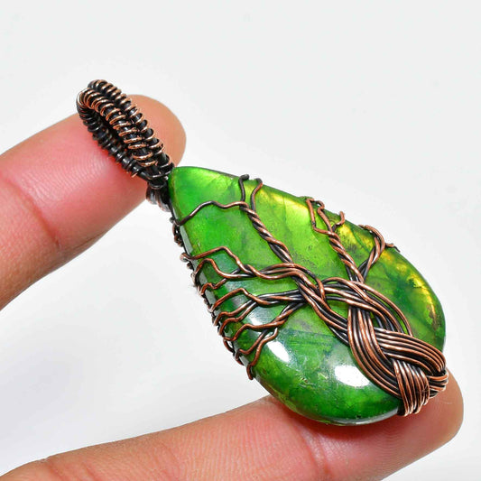 Verdant Majesty – Green Stone Copper Pendant