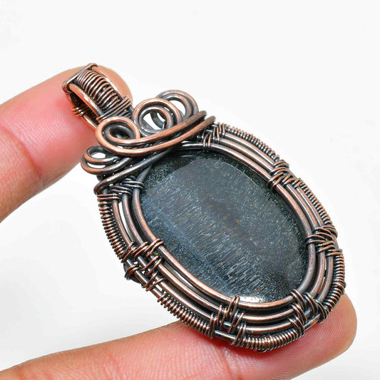 Ebon Aura – Copper-Wrapped Black Stone Pendant