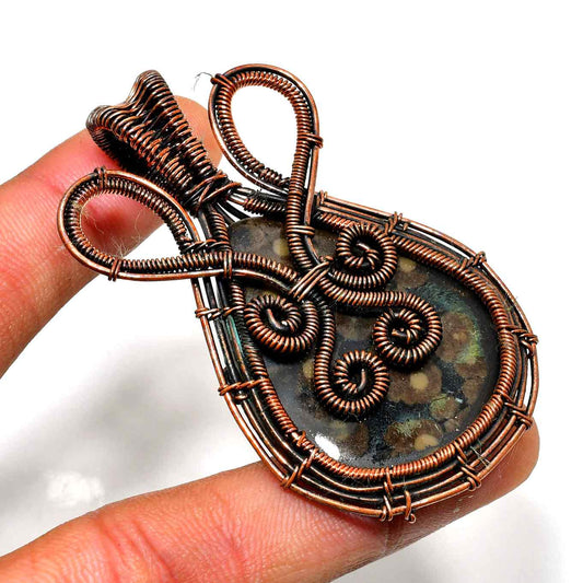 Oracle’s Embrace – Amethyst & Copper Pendant