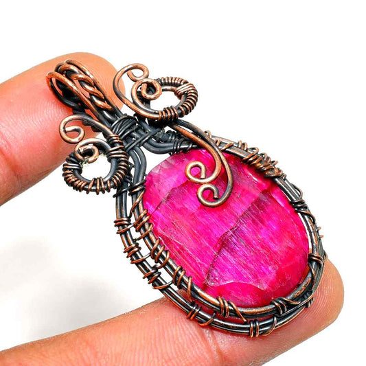 Scarlet Ember – Copper-Wrapped Ruby Pendant