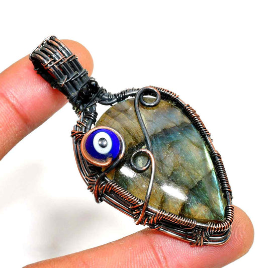 Aurora’s Veil – Labradorite Copper Pendant