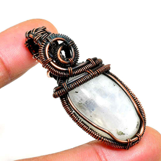 Lunar Serenade – Antiqued Copper Moonstone Pendant