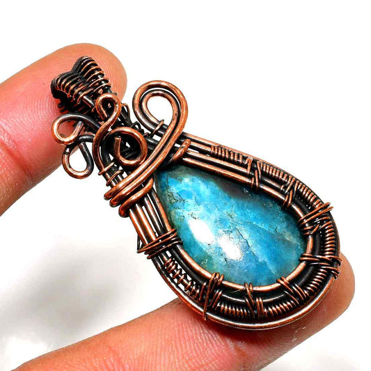 Ocean’s Embrace – Larimar & Copper Pendant