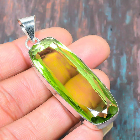 Renewal Glow – Peridot Sterling Silver Pendant