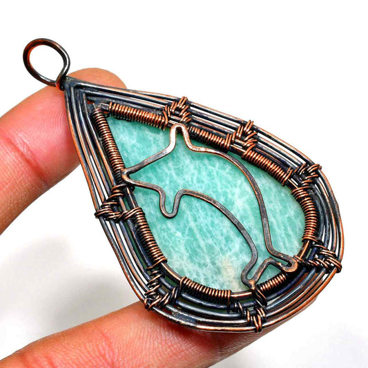 Serenity’s Embrace – Aquamarine Copper Pendant