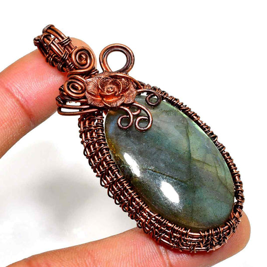 Aurora’s Gleam – Oxidized Copper Labradorite Pendant