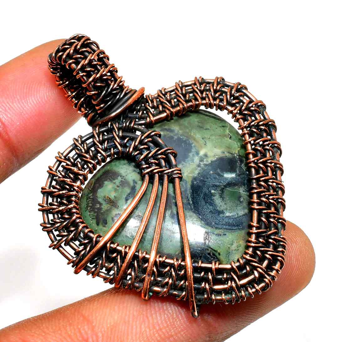 Gaia’s Harmony – Copper-Wrapped Gemstone Pendant
