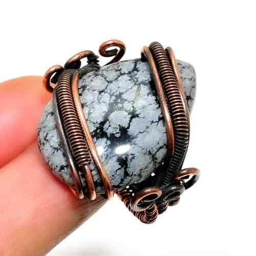 Gaia’s Embrace – Oxidized Copper Agate Ring