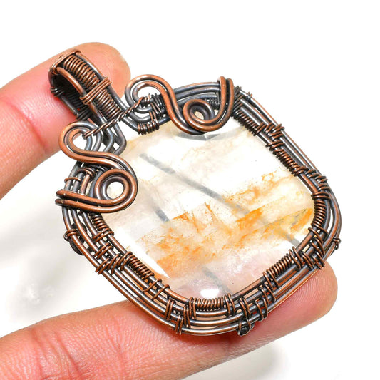 Earth’s Embrace – Hand-Wrapped Natural Crystal Pendant