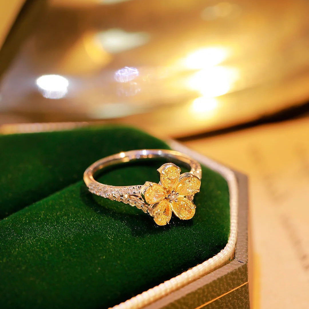 Solara Bloom Ring
