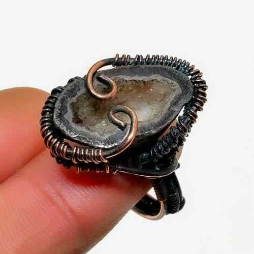 Gaia’s Embrace – Agate & Copper Ring