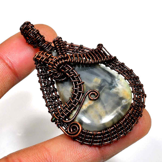 Ember’s Prism – Agate & Copper Pendant