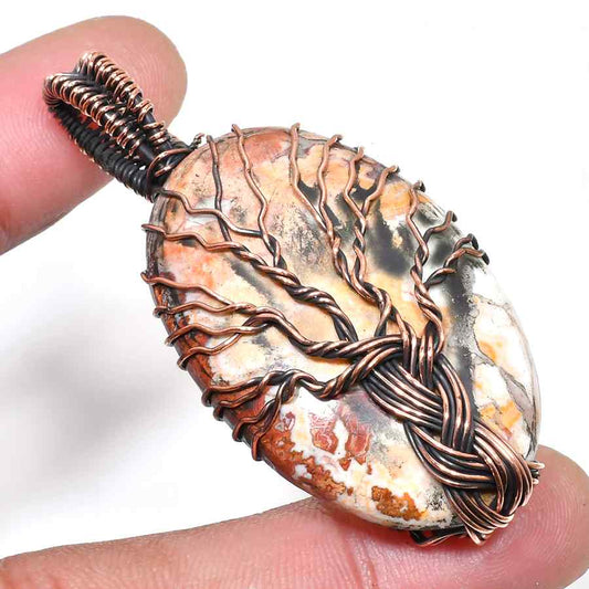 Earth’s Embrace – Agate Copper Tree Pendant