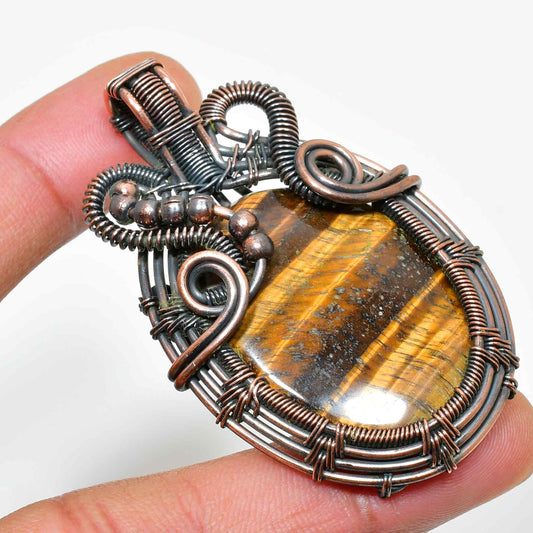 Valor’s Gaze – Tiger’s Eye & Oxidized Copper Pendant