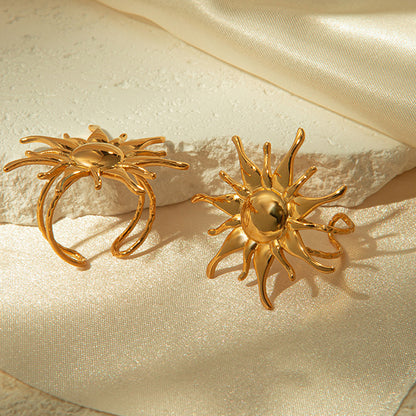 Soare Gold Ring