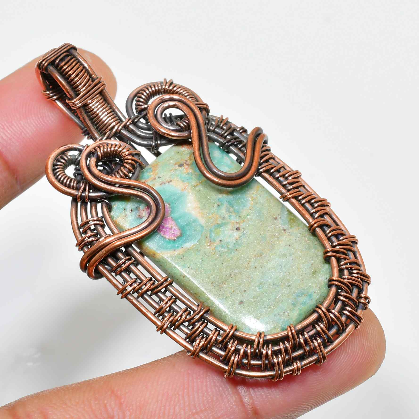 Verdant Embrace – Copper & Green Stone Pendant