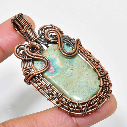 Verdant Embrace – Copper & Green Stone Pendant