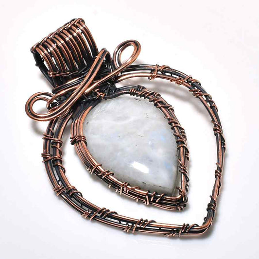 Luna’s Embrace – Moonstone & Copper Pendant