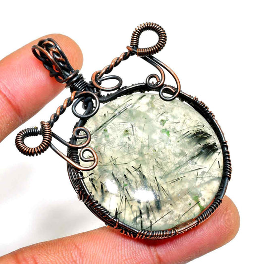 Terra’s Clarity – Copper-Wrapped Quartz Pendant