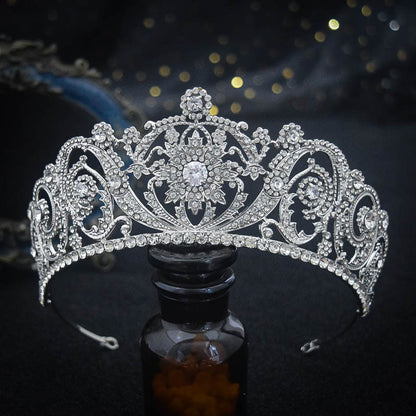 Vintage Elegance Retro Headpiece