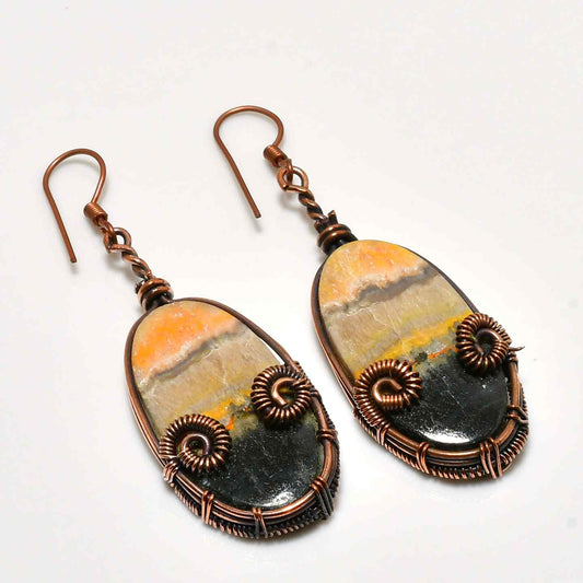 Tierra’s Embrace – Copper-Wrapped Agate Earrings