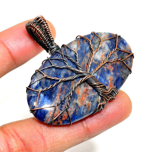 Serenity’s Embrace – Lapis Lazuli Copper Pendant