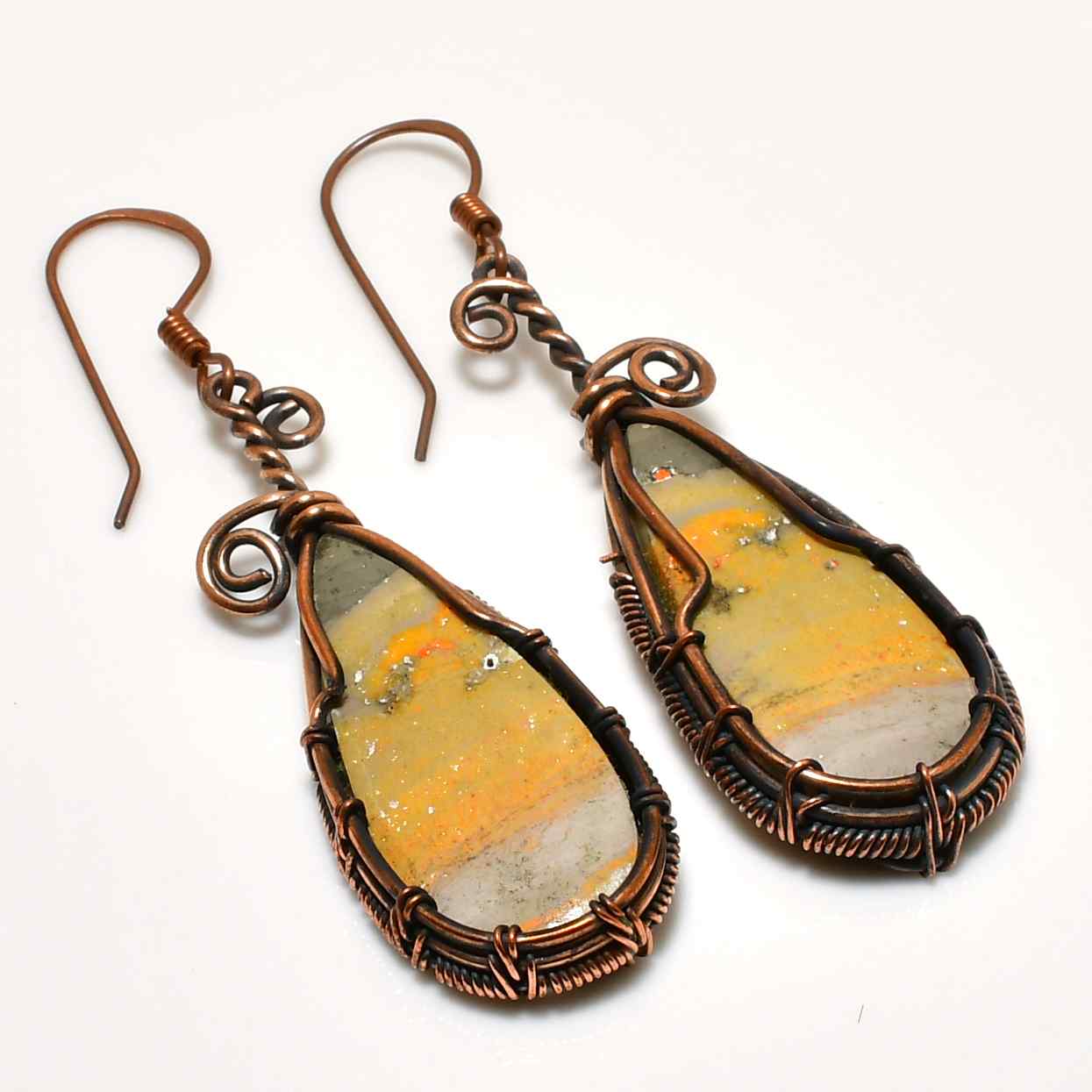 Solar Gleam – Yellow-Gray Agate Copper Earrings