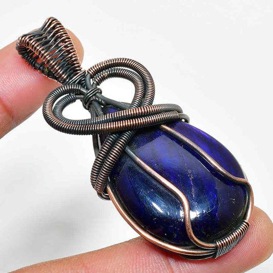 Truthseeker’s Embrace – Lapis Lazuli Copper Pendant