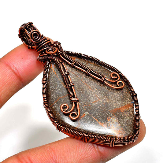 Ezra’s Veil – Grounding Stone & Oxidized Copper Pendant