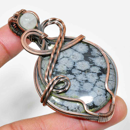 Blooming Serenity – Flower Agate Copper Pendant