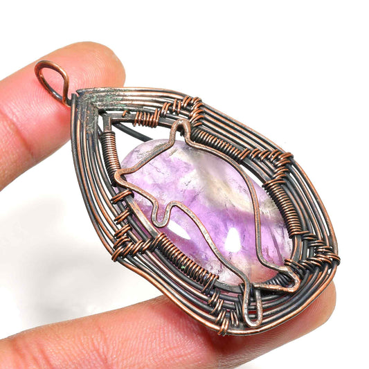 Ezra’s Veil – Hand-Wrapped Amethyst Copper Pendant