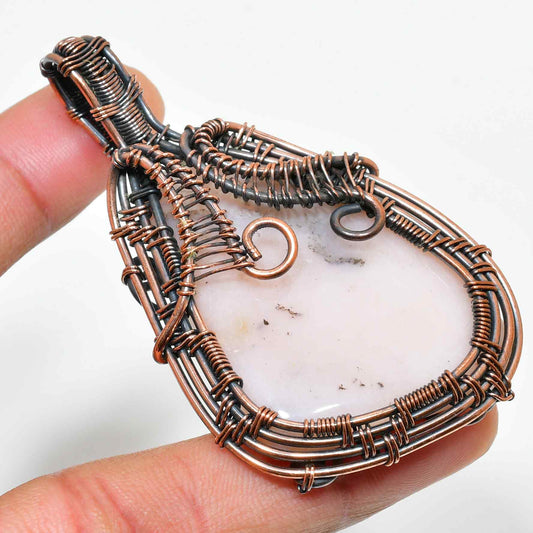 Ezra’s Veil – Quartz Copper Pendant