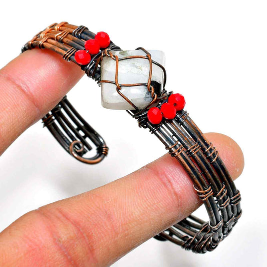 Ember’s Embrace – Red Quartz & Copper Wire Bracelet